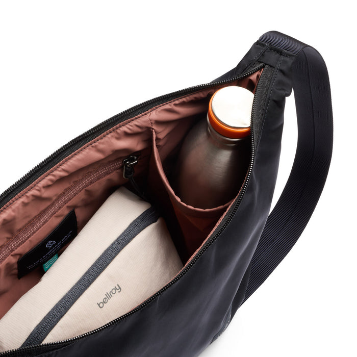 Bellroy Laneway Crescent Bag -laukku