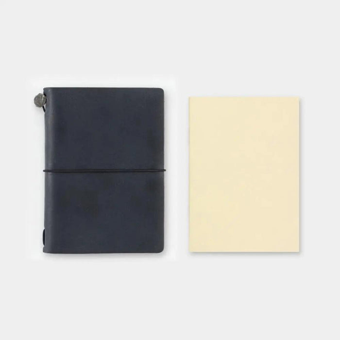 Traveler's Company - 006 Free Diary Monthly (Passport)