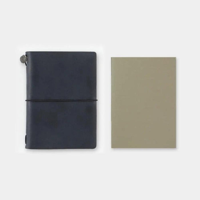 Traveler's Company - 007 Free Diary Weekly (Passport)